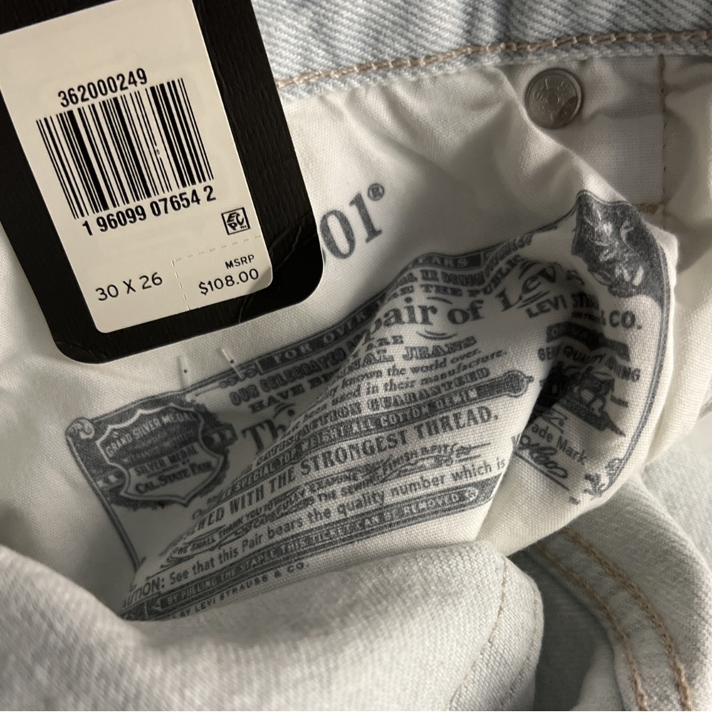 Levis Premium 501 Original Cropped Light Indigo - Blue - Picture 10 of 16